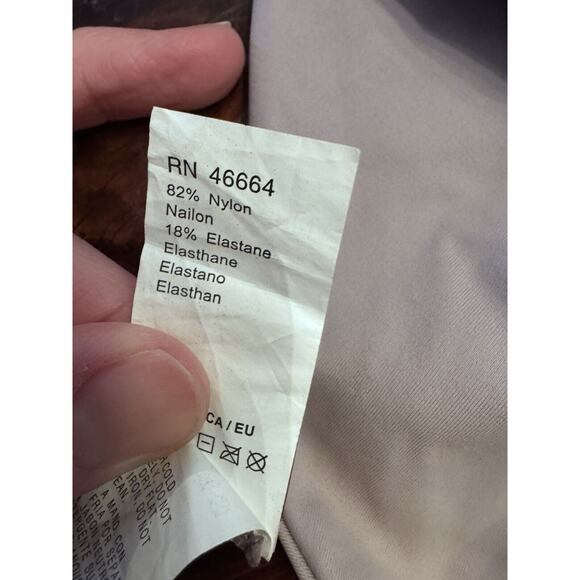 Monday Swimwear Women's Light Pink Bikini Top Size Large - Picture 5 of 9